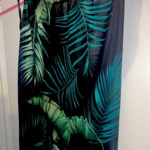 Swimsuit coverup , ties around the waist . Size large .